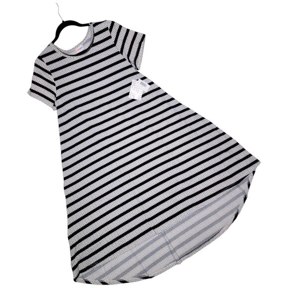 LuLaRoe Carly Dress Medium Zigzag Stripe Black White High Low A-Line Swing - Picture 1 of 8